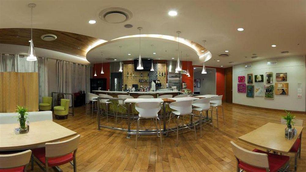 Indigo建筑中心By Ihg酒店